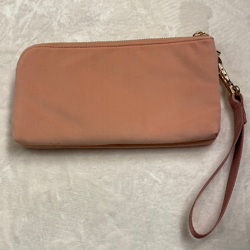 Lululemon Velvet Wristlet Clutch in Blush Pink - Picture 3 of 6